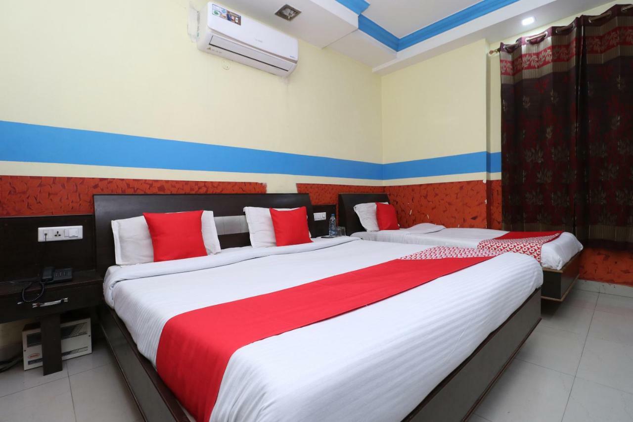 Oyo 30100 Lucky Guest House Amritsar Exterior photo